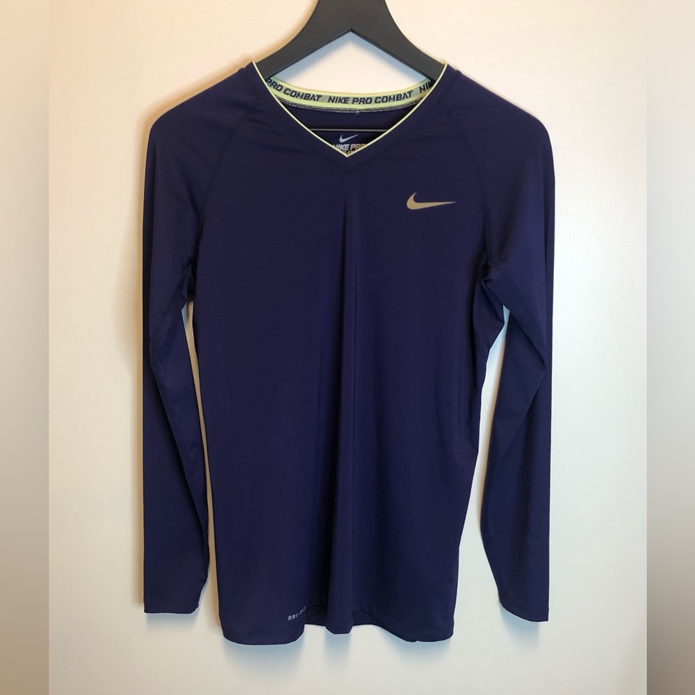 NWOT Nike Long Sleeve Dri Fit Top